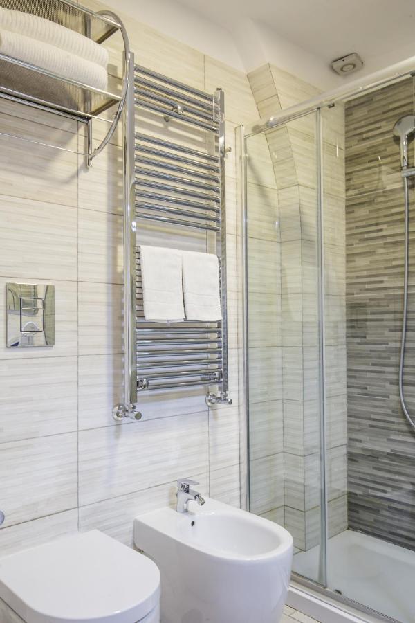 Parthenope Suite Rooms Naples Luaran gambar
