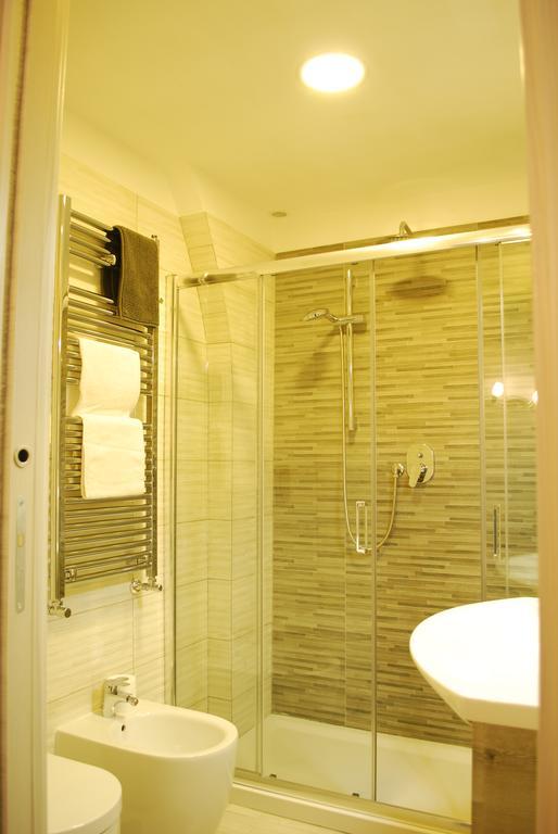 Parthenope Suite Rooms Naples Luaran gambar